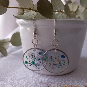 Resin Art Earrings, Flower Petal Earrings, Eye-catching Gift, Women&#39;s Forget-me-not Resin Earrings