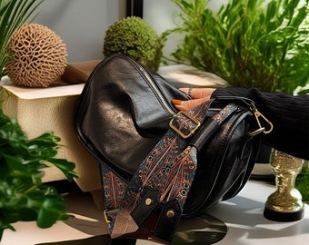 Bohemian Chic: Fashion Dumpling Bag, Shoulder Bag, Handbag, and Large Capacity Commuter Bag for Women