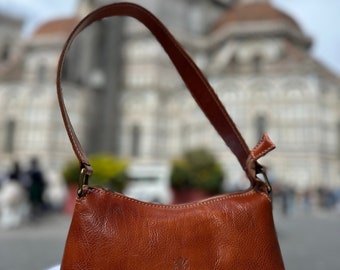 best Genuine Leather Satchel Classic style Italian Handcrafted  Leather handbag For Woman - made in italy
