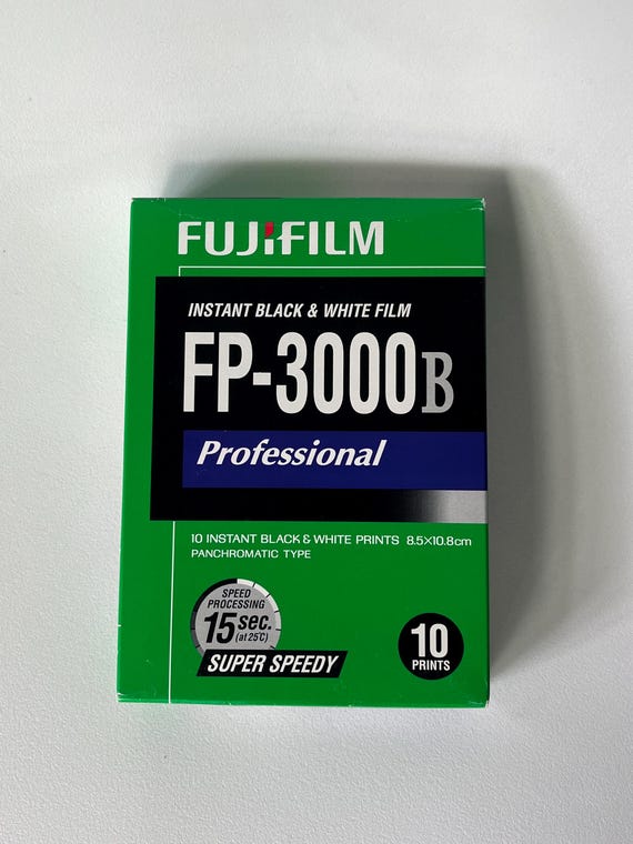 Fujifilm FP-3000B Professional Instant Black & White Film Exp 2015 