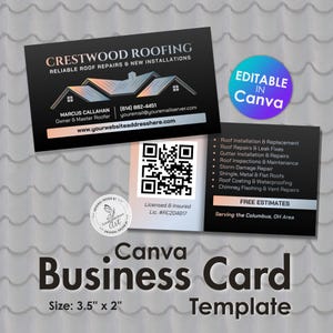 Può includere: Un modello di biglietto da visita in bianco e nero per Crestwood Roofing con illustrazione di una casa, codice QR e dettagli di contatto. La carta include testo per servizi di copertura, preventivi gratuiti, modificabile in Canva, misura 8,9 cm per 5,1 cm.