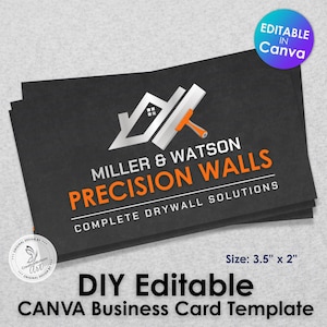Puede incluir: Plantilla de tarjeta de visita negra con el texto "MILLER & WATSON PRECISION WALLS" y un logotipo de una casa y una herramienta de paneles de yeso. La tarjeta mide 8,89 cm x 5,08 cm e incluye el texto "DIY Editable CANVA Business Card Template".
