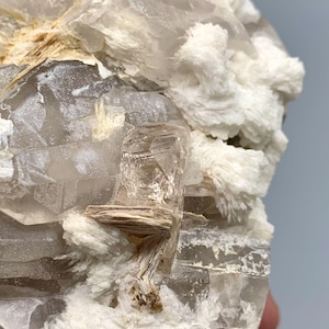 Natural Topaz Quartz With Albite Mica Specimen 282g from Pakistan – Beautiful Raw Crystal Mineral Healing Stone