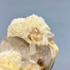 Natural Topaz Quartz With Albite Mica Specimen 270g from Pakistan – Beautiful Raw Crystal Mineral Healing Stone