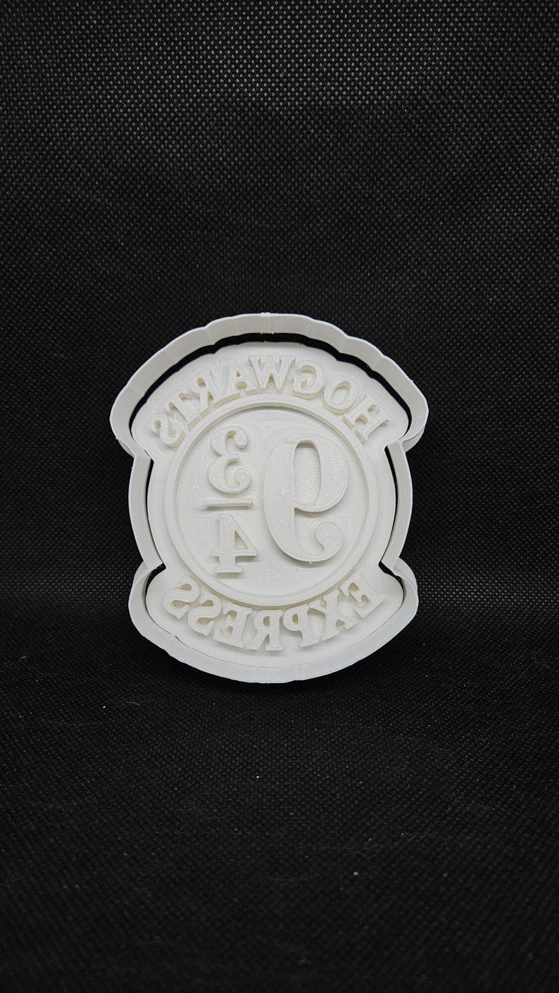 Hogwarts Express Sandwich Cutter and Stamp Set