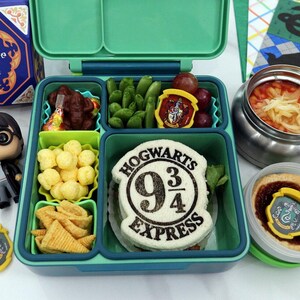 Hogwarts Express Sandwich Cutter and Stamp Set
