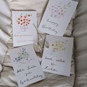 Blumige Geburtstagskarten im Set – handgemalte Aquarellkarten für Glückwünsche, 4er Set, liebevoll & individuell, Mit Folie veredelt, Geburt
