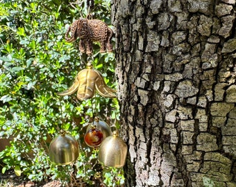 Carillon éolien feng shui éléphant avec cloches pour l'extérieur, décor de jardin à écouter les carillons éoliens, décor de patio suspendu au mur commémoratif