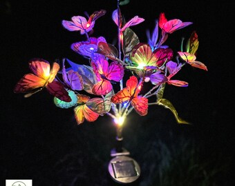 Schmetterlings-Garten-Solarlampe, wasserdichte Solarbeleuchtung für den Außenbereich, Solarbetriebene Windschwinglichter für Yard Decor