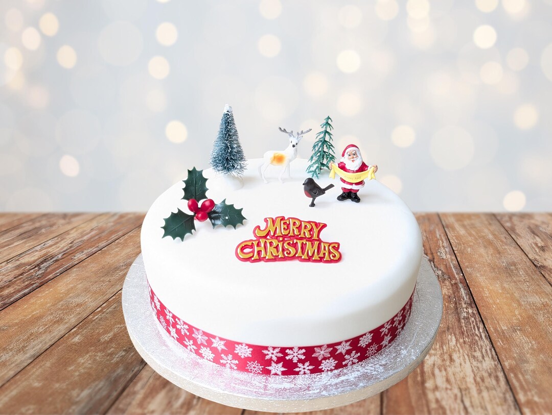 Festive 8 Piece Christmas Decoration Set for Cakes and Cupcakes - Etsy UK
