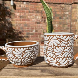 ¡NUEVO! Tazas artesanales de cerámica tradicional mexicana de Talavera - Marrón y blanca, diferentes tamaños, para té y café