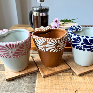 Mug traditionnel mexicain fait main en forme de coeur en céramique Talavera - 9 oz