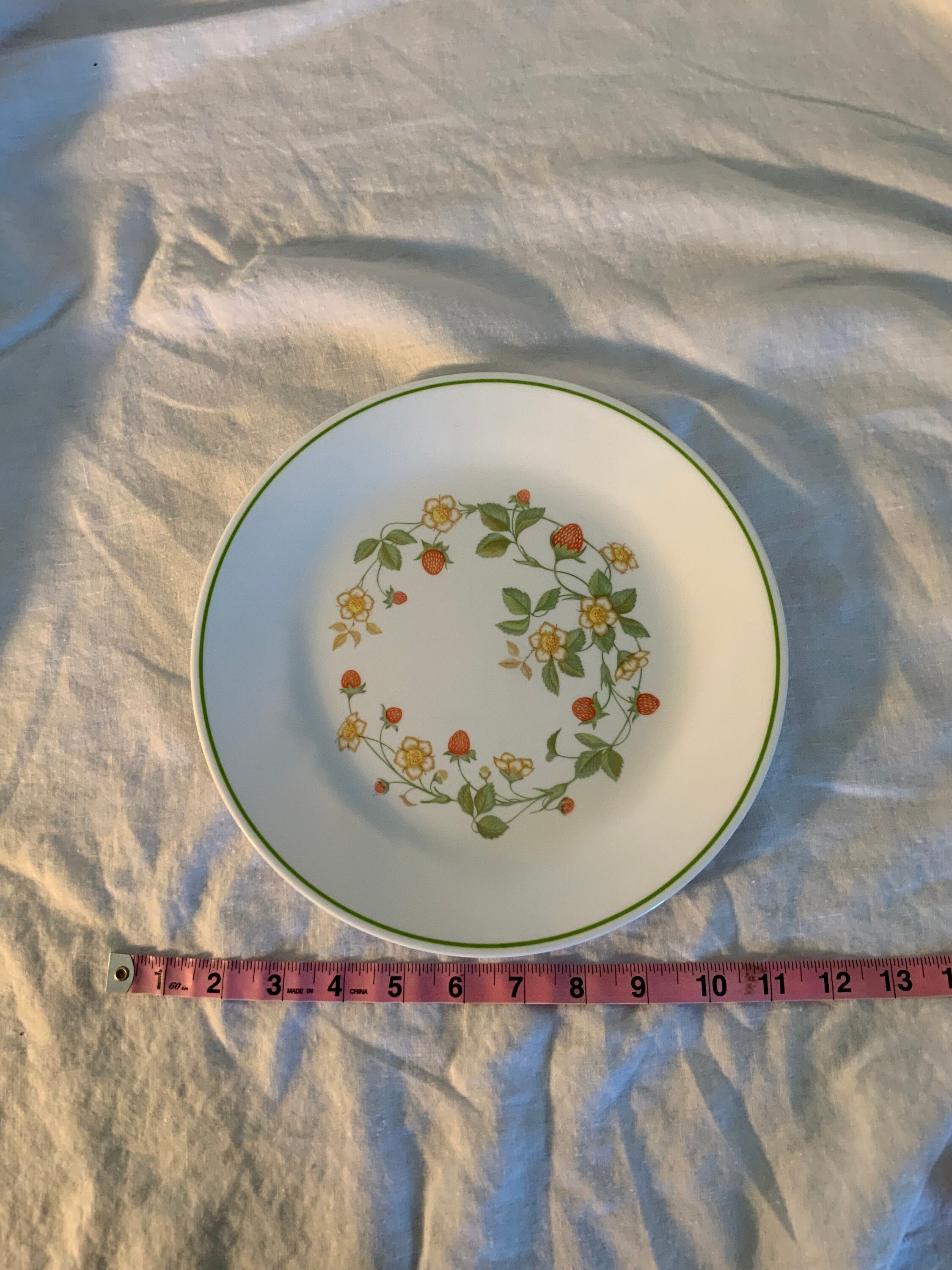 Corelle Strawberry Sundae Pattern Set of 6 or Individual Purchase MCM