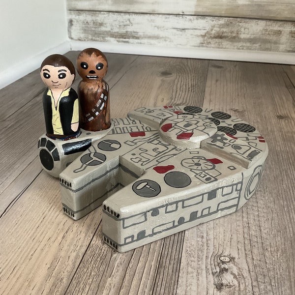 Star Wars Han Solo, Chewbacca, Millennium Falcon Handpainted Wooden Peg Dolls/People and Space Ship