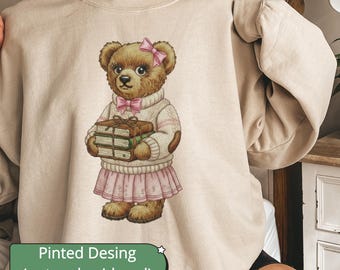 Preppy Vintage Bear Book Lover Sweatshirt, Cozy Reading Crewneck, Bookworm Sweater Gift for Librarians