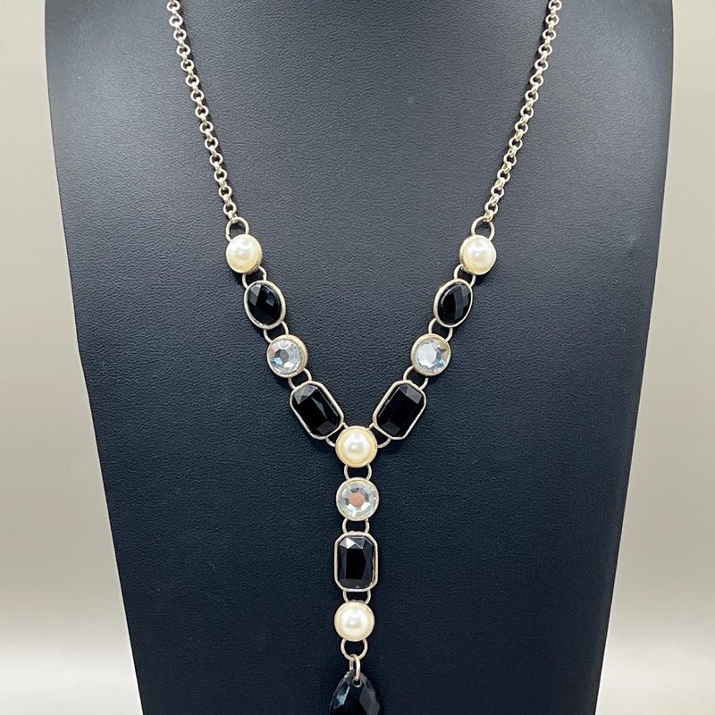 cleavage-necklace-etsy