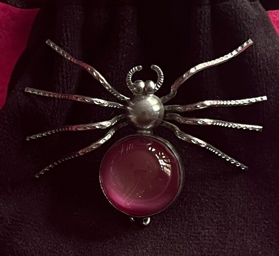 Vintage silver tone art deco spider brooch with p… - image 2