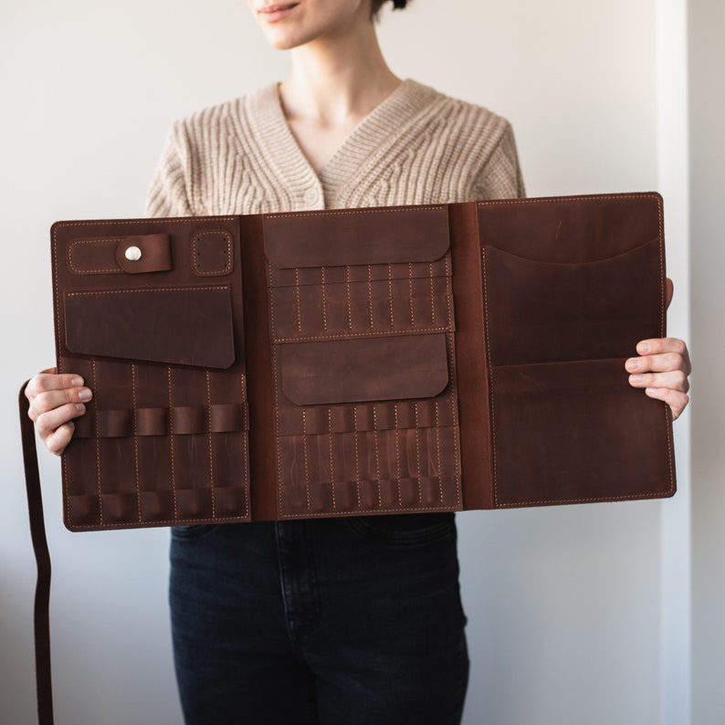 Handmade crochet case, Leather needle case, Crochet hook case, Knitting needle case, Leather needle holder, Leather knitters case image 3