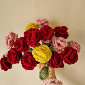 Crochet rose flower, finished handmade flowers, wedding accessories, personalised gift for lover, home decoration, desk decoration