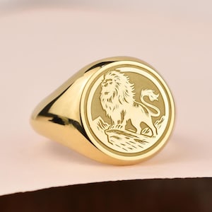 14K ゴールド ライオン シグネット リング、ライオン キング リング、ライオン ヘッド ジュエリー、レオ ゾディアック サイン リング、ジャングル キング リング、メンズ ゴールド シグネット リング