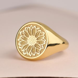 14K Solid Gold Sunflower Signet Ring, Daisy Flower Signet Ring, Sunflower Jewelry, You Are My Sunshine Ring, Women Floral Signet Ring Gift