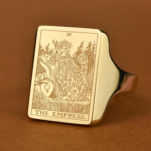 14K Gold The Empress Tarot Signet Ring, Major Arcana Jewelry, Engraved Rider Waite Ring, Wiccan Signet Ring, Occult Ring, Tarot Jewelry