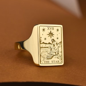 Chevalière de tarot étoilé en or 14 carats, bague de tarot gravée, bague de tarot étoilé personnalisée, bijoux célestes, bague rectangulaire en or pour femme