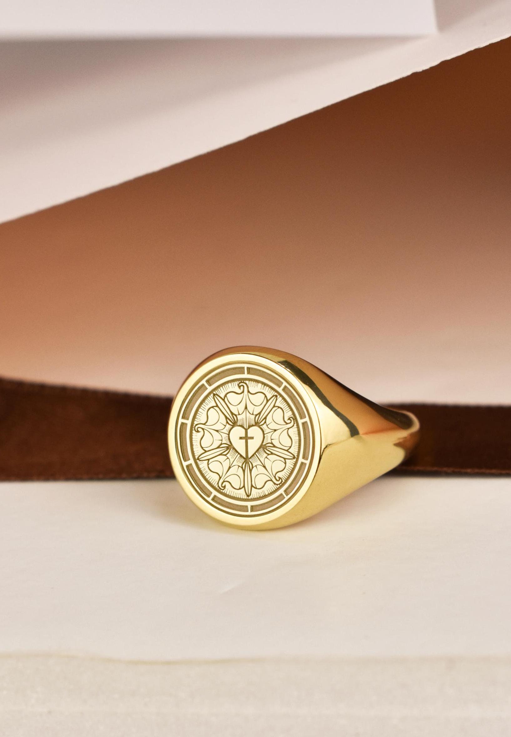 14K Gold Luther Rose Signet Ring, Martin Luther Seal Ring, Lutheran Cross Amulet, Protection Ring, Lutheranism Jewelry, Religious Rose Charm