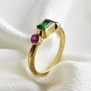 Solid Gold Green Emerald Ring, Thin Gold Ring, Rectangle Emerald Band, Three Stone Emerald Ring, Emerald and Ruby Ring, Yellow Gold Ring
