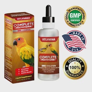 Pode incluir: Uma garrafa e caixa de suplemento l&iacute;quido Complete Multivitamin Bird Evolution. A garrafa tem um conta-gotas e um r&oacute;tulo com ilustra&ccedil;&otilde;es de p&aacute;ssaros. A caixa e a garrafa exibem o texto "Complete Multivitamin" e "Bird Evolution". Cont&eacute;m 60 ml.