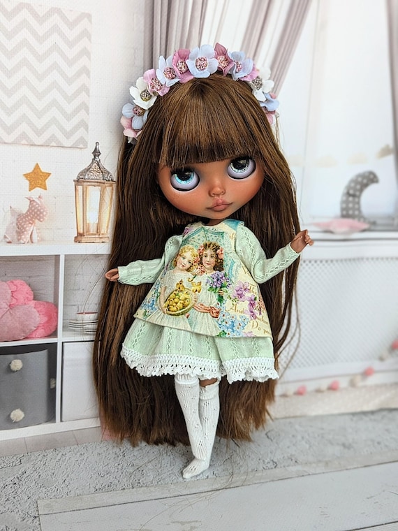 Blythe On A Budget: Thrifting for Dolly Things