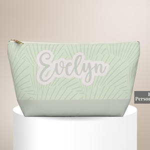 Personalized Accessory Pouch Custom Monogram Makeup Bag Small Purse Organizer Zipper Pouch Clutch for Women Birthday Gift For Bridesmaids