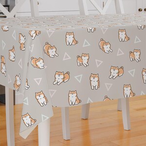 Adorable nappe en tissu de qualité supérieure pour chien Corgi Shiba, nappe à manger pour patio, chemin de table, cadeau de pendaison de crémaillère, décoration de la maison
