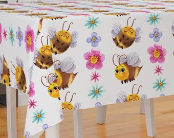 Cartoon Bee Drawing Style Design Premium Fabric Tablecloth Dining Tablecloth Patio Tablecloth Runner Housewarming Gift Home Decoration