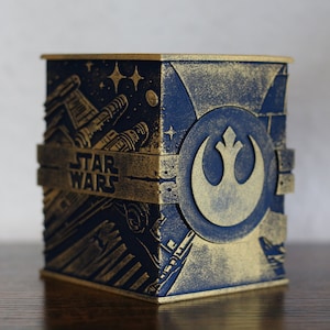 Deck box Star Wars: Unlimited - 125 carte - Soluzione di archiviazione unica per le tue carte da gioco