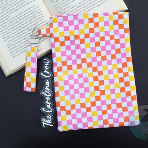 book sleeve with matching wristlet handle keychain / kindle sleeve / book cover / ereader case / tablet iPad computer accessories / booktok
