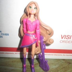 Winx Club Flora 3.75&quot; 1:18 Concert Figure Believix Jakks Pacific / Pixie Fairies / Elves fairy / fairy doll / Pixie Fairies doll