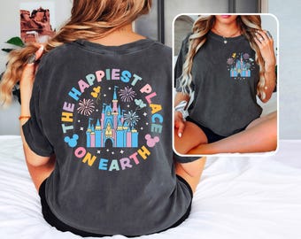Camiseta Comfort Colors El lugar más feliz de la Tierra, camiseta Magical Castle, camiseta Disneyland, sudadera familiar Disney, camiseta Disney Vacation