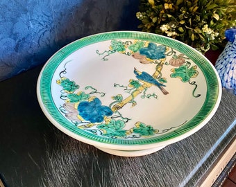 Schotel op standaard / plantenstandaard Vintage Kutani Japan of Chinese Famille Verde Bird Chinoiserie Floral Imari met groene stempel