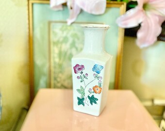 Small White Milk Jug Style Vintage Porcelain Chinese Vase with Floral Flowers Design 6”
