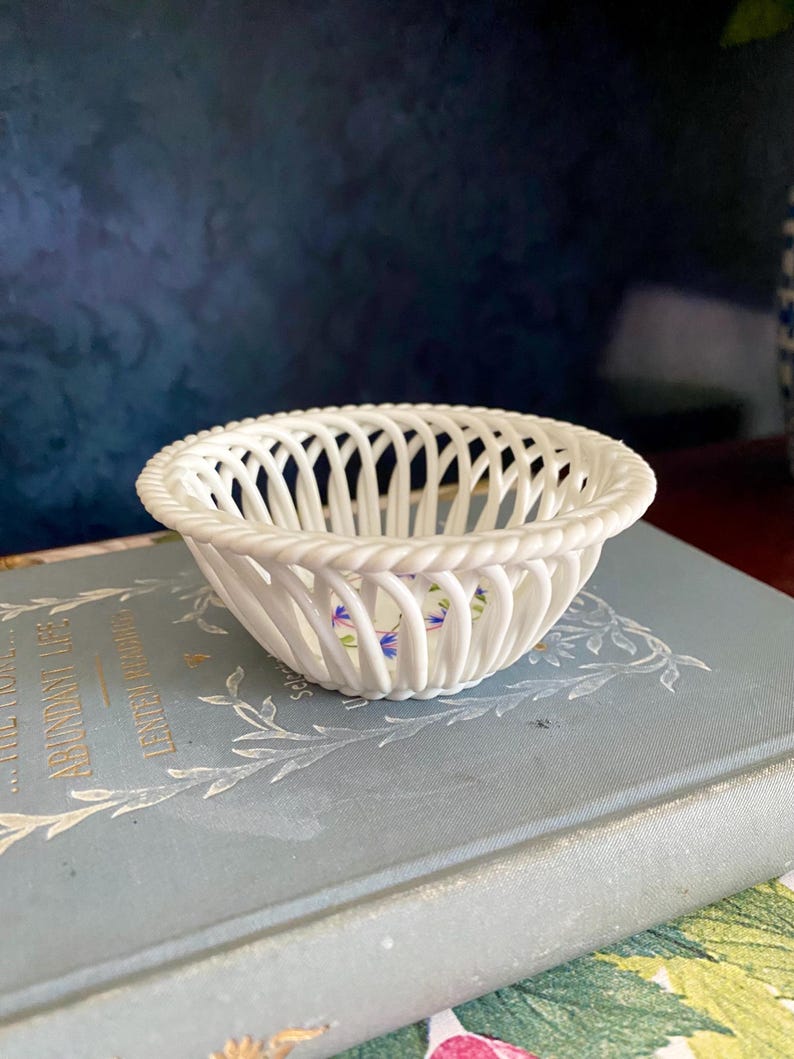 Herend Garland Openwork Basket - Thumbnail 4