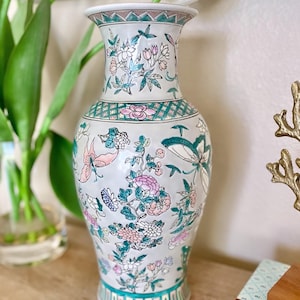 Gorgeous Macau Tall Vase Hand Painted Colorful Enamel Porcelain With ...
