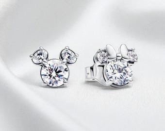 Elegantes pendientes brillantes de Mickey Mouse y Minnie Mouse, bonitos pendientes para uso diario, regalo para ella.