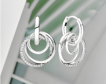 Orecchini a bottone Family Always Encircled, orecchini a cerchio intrecciato, orecchini per la mamma, orecchini a bottone in argento sterling, orecchini a bottone con pavé