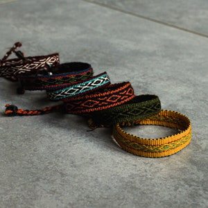 Umweltfreundliches Anden Armband | Handgewebter spiritueller Schmuck mit Bedeutung der Inka-Kosmologie | Handgemachtes Geschenk