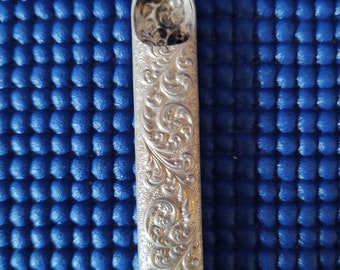 Vintage Sewing Needle Case Sterling Silver With Engraved Designs