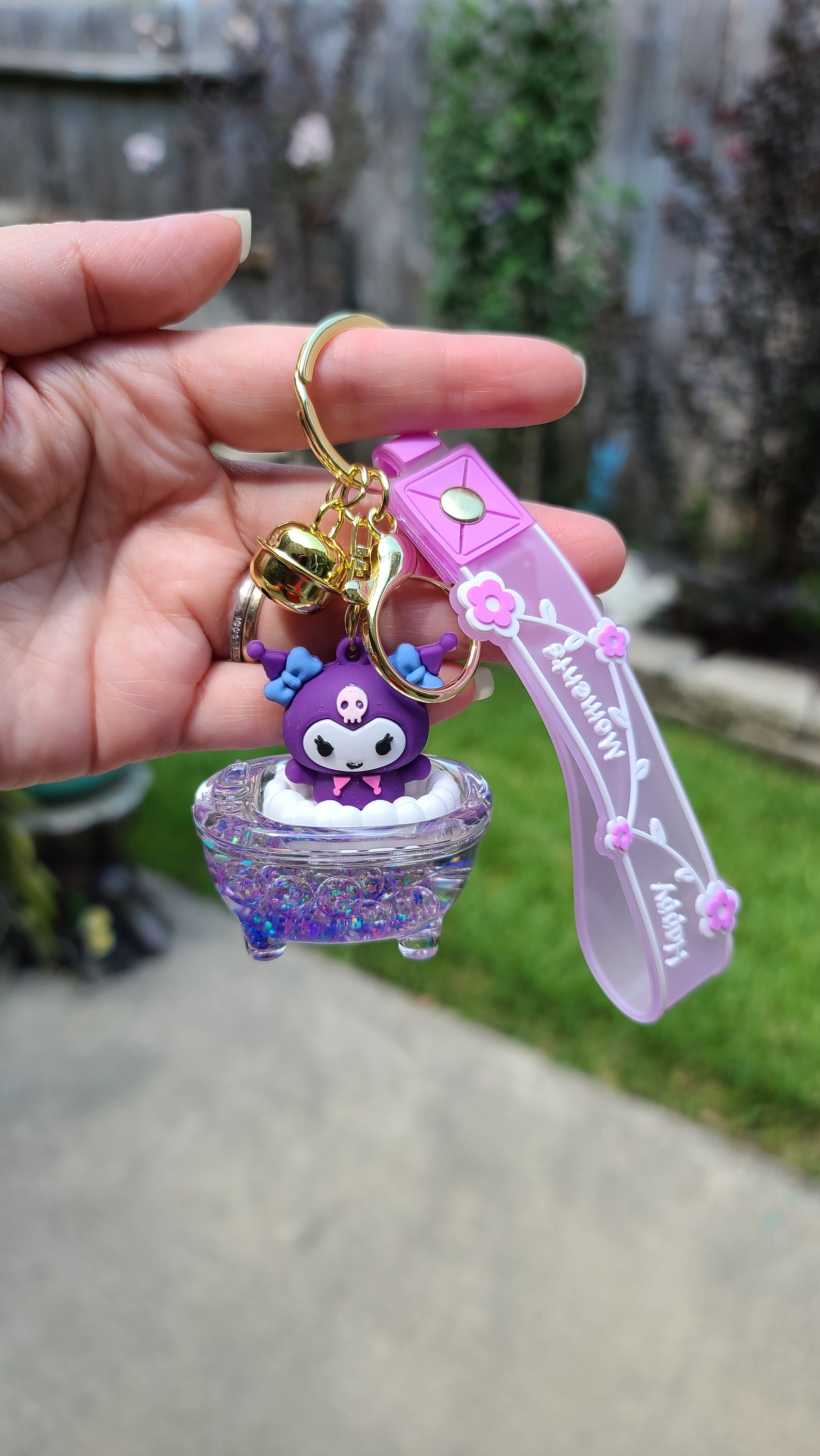 Personalized Liquid Confetti Bathtub Kitty, Cinnamon, Kuromi Cute