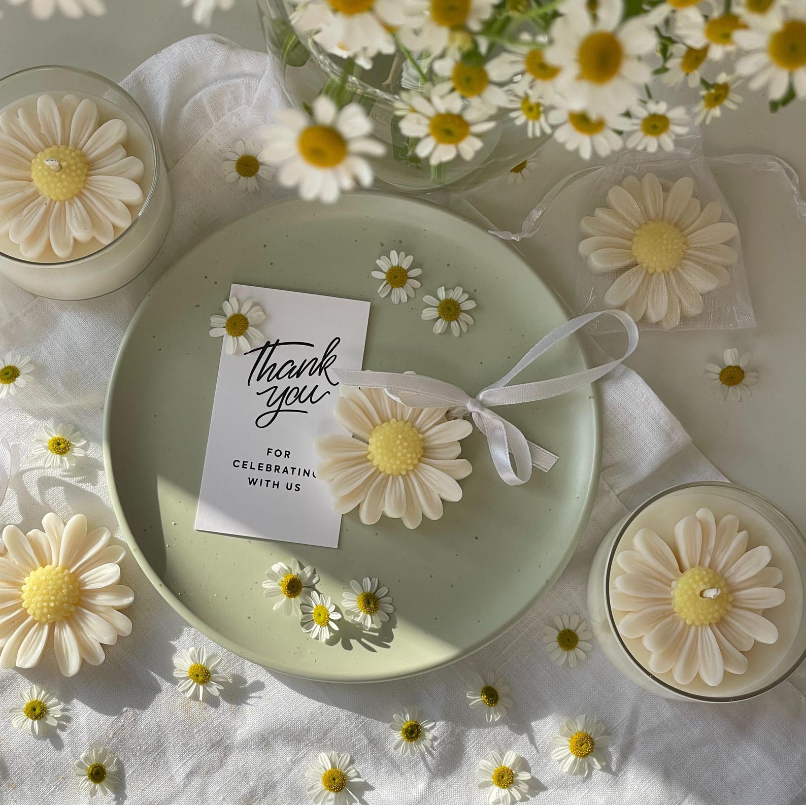 Daisy Wax Sachet Wedding Favors, Floral Scented Bridal Shower Gift - Etsy