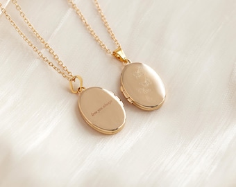 Butterfly Locket Necklace with Photo, Personalized Gold Pendant, Engraved Memorial Jewelry, Gift for Mom, Gift for Her