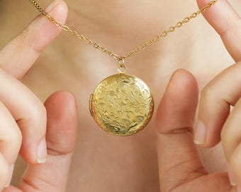 Personalized Vintage Locket Necklace, Photo Locket Pendant Necklace, Vintage Memorial Jewelry, Anniversary Gift, Mom Gift, Gift for Her